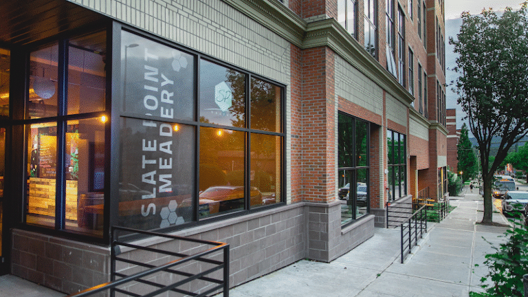 41589 f9c0bb56e172 768x432